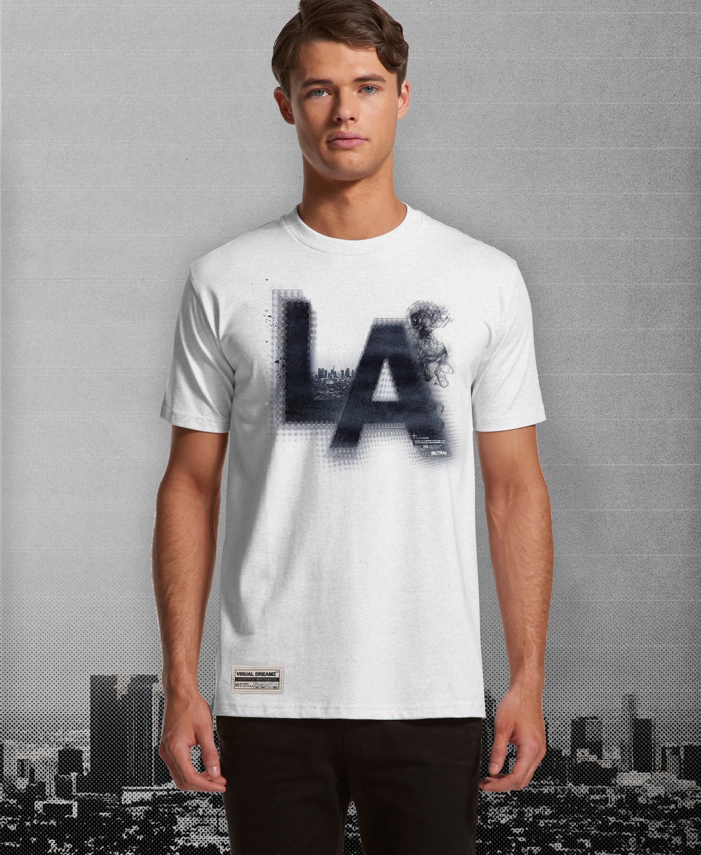 🪡 "LA"  Tee 🪡